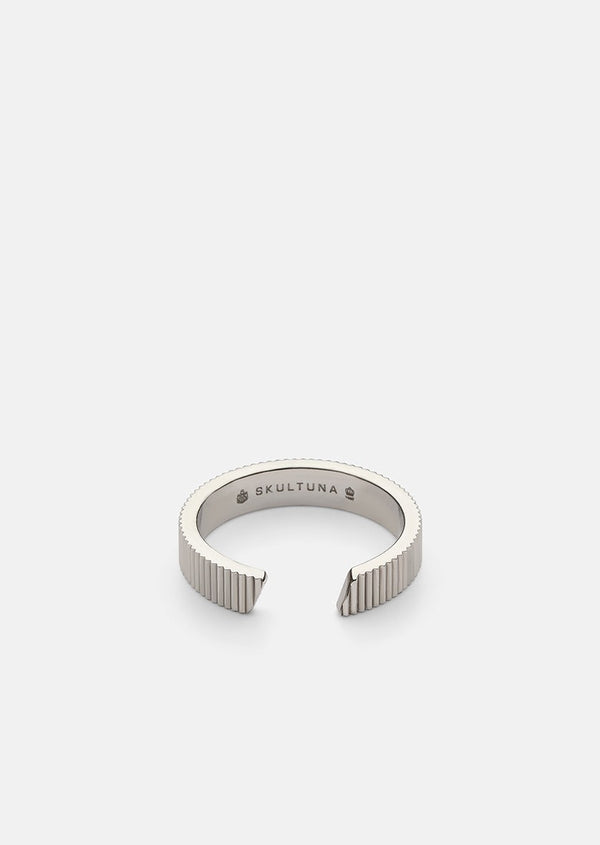 Ribbed Ring