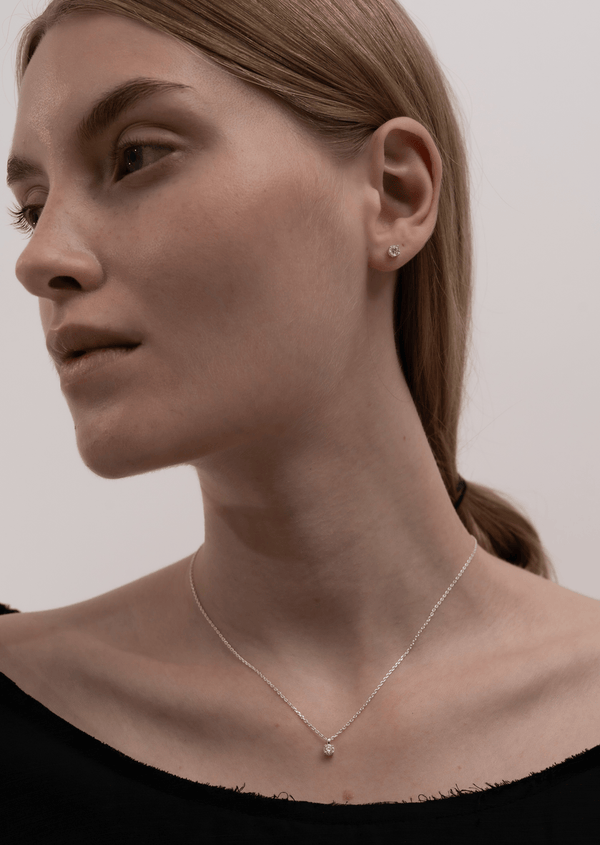 Solitaire Stud - Sterling silver