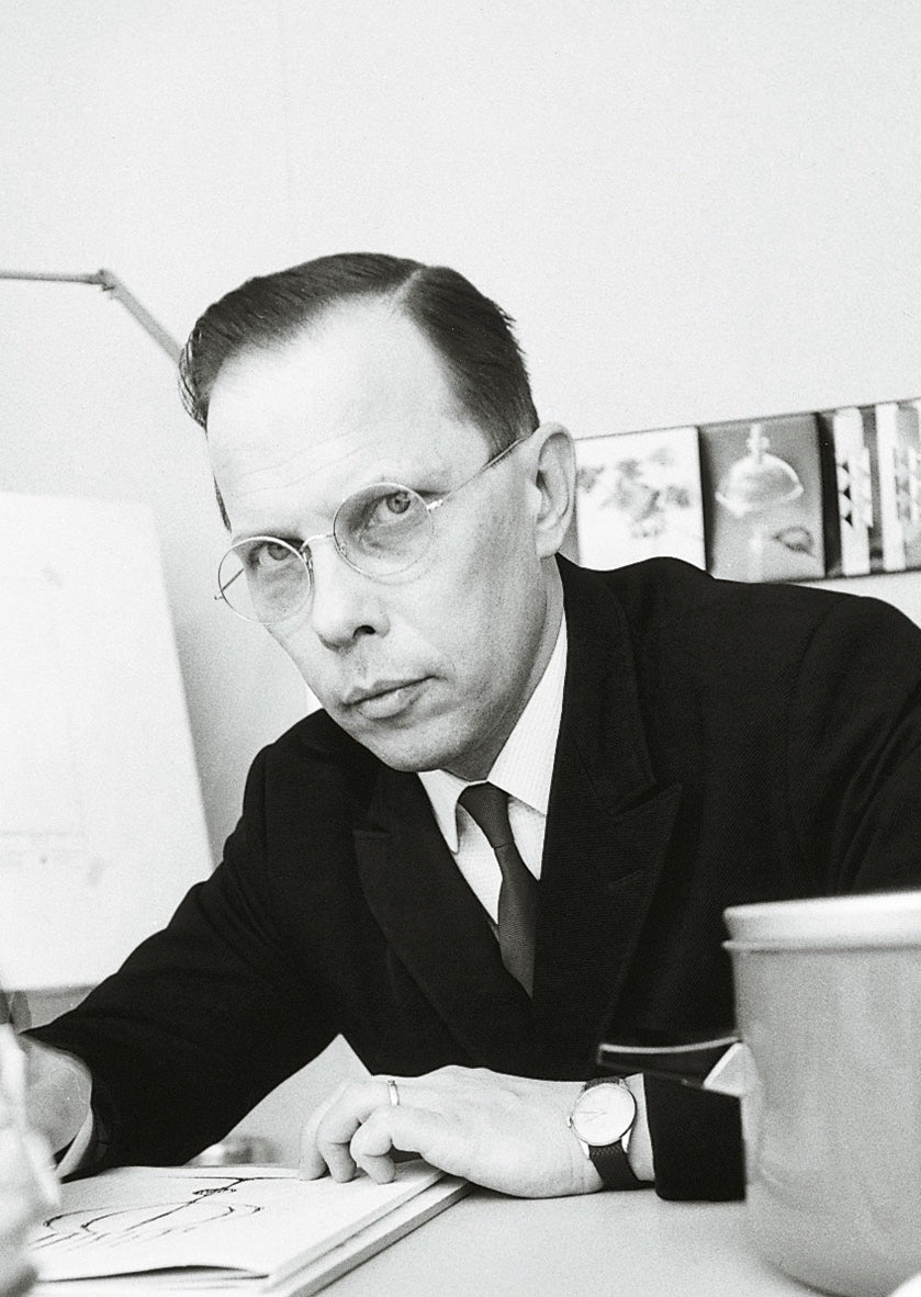 Rosett Candle Holder design Pierre Forssell – Skultuna 1607